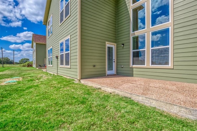 Building Photo - 126 Eagle Meadow Dr