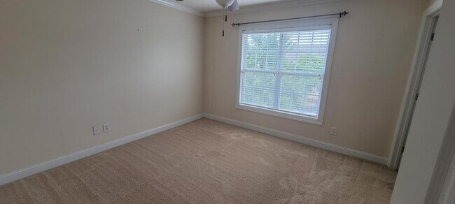 Building Photo - 4215 Dudleys Grant Dr