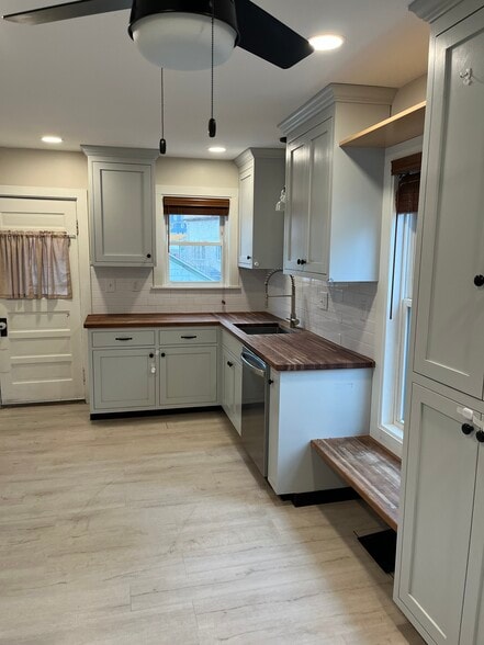 Building Photo - 16 Gordon St