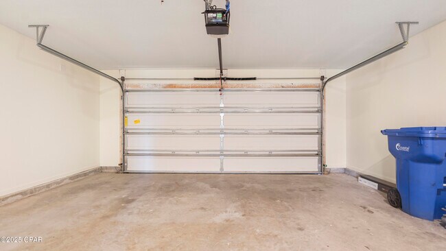 Building Photo - 4715 Firefly Ln