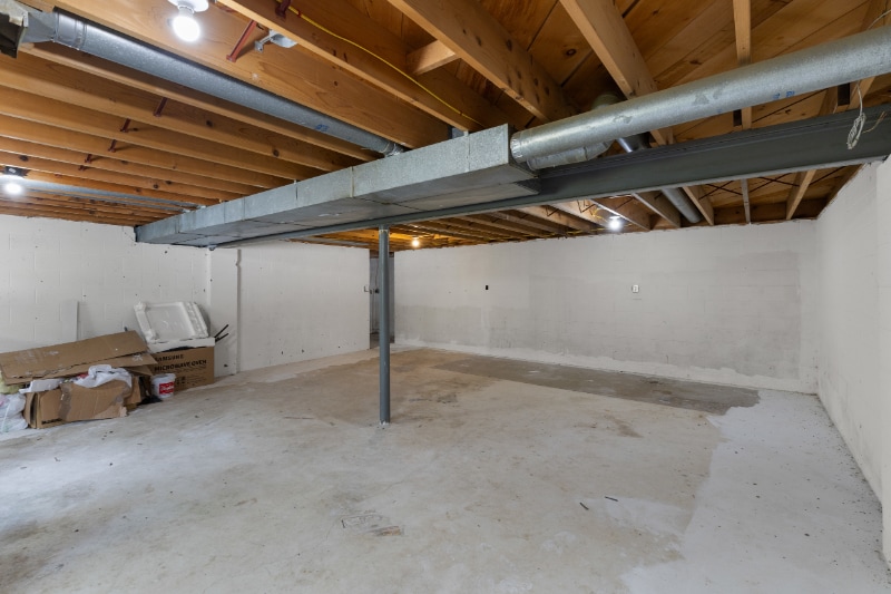 Building Photo - 51235 Burrwood Dr