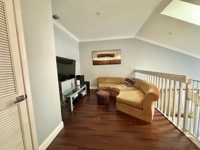 Building Photo - 7174 Sportsman Dr