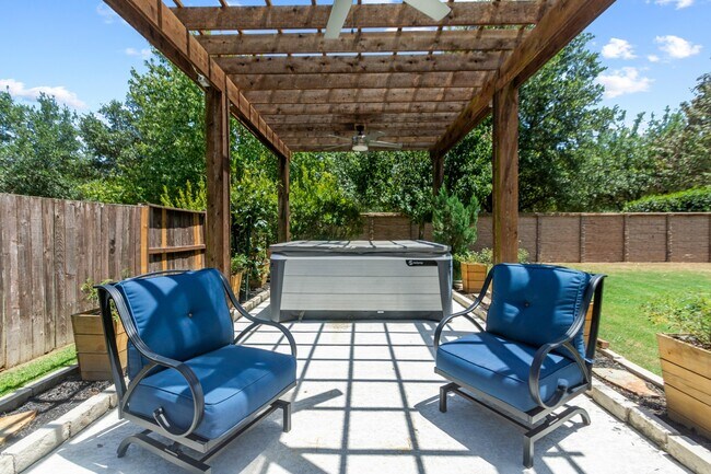 Building Photo - 7323 Settlers Way