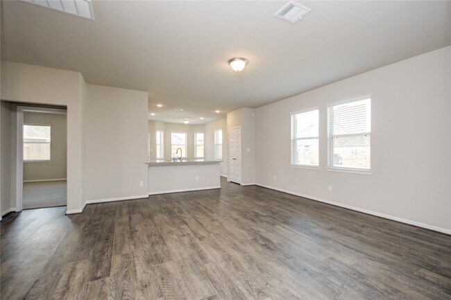Building Photo - 8403 Baywatch Cir