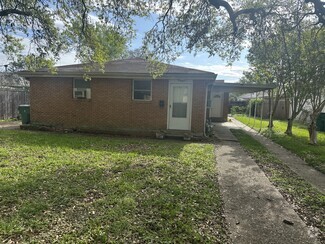 Building Photo - 945 & 949 Helios Ave