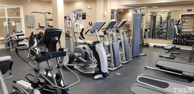 Building Photo - 815 Bristol Bridge Dr