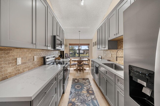 Building Photo - 3006 Black Oak Ct