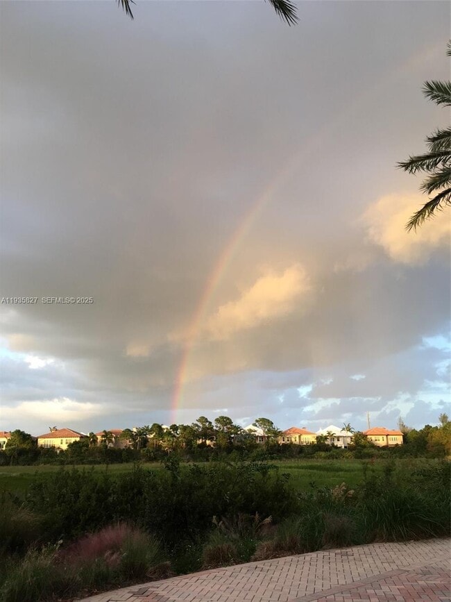 Building Photo - 184 W Bay Cedar Cir