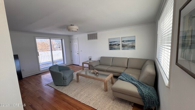 Building Photo - 400 Ocean Rd