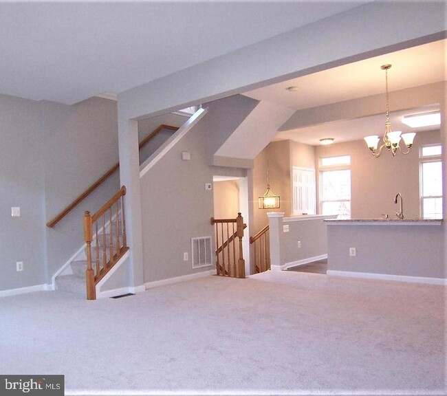 Building Photo - 12401 Benjamin Hill Ln