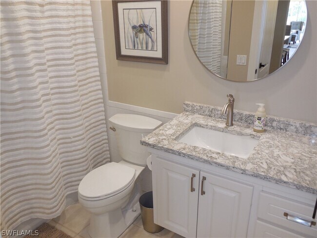 Building Photo - 5441 Guadeloupe Way