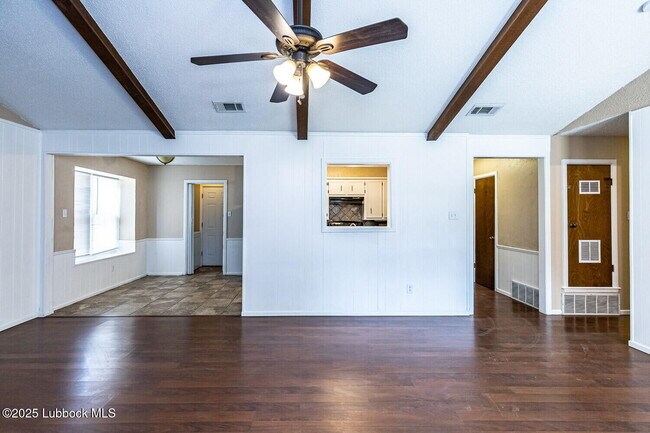 Building Photo - 8304 Fremont Ave