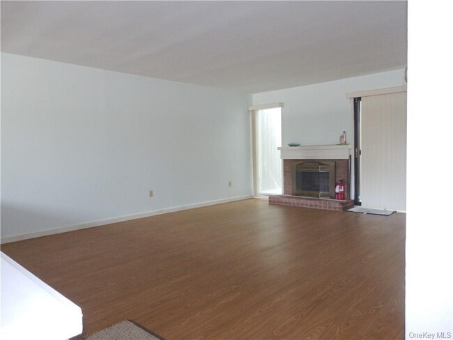 Building Photo - 132 B Heritage Hills