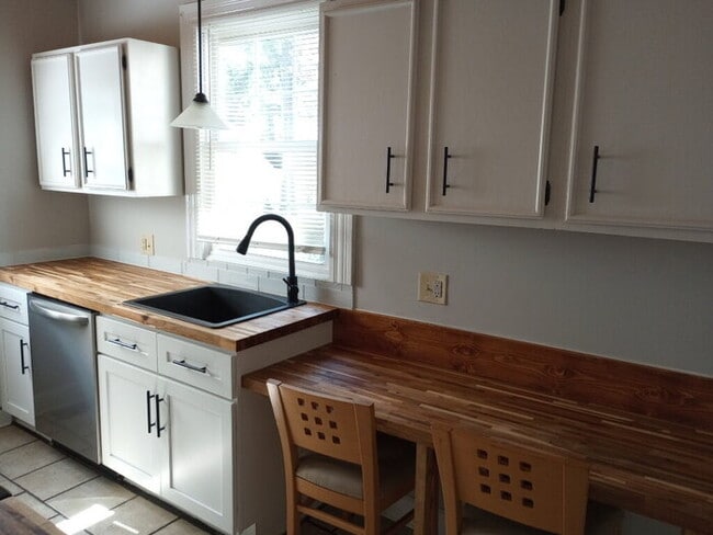 Building Photo - 1507 Caldwell St