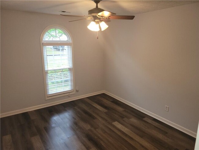 Building Photo - 2622 Marleigh Farm Rd NW