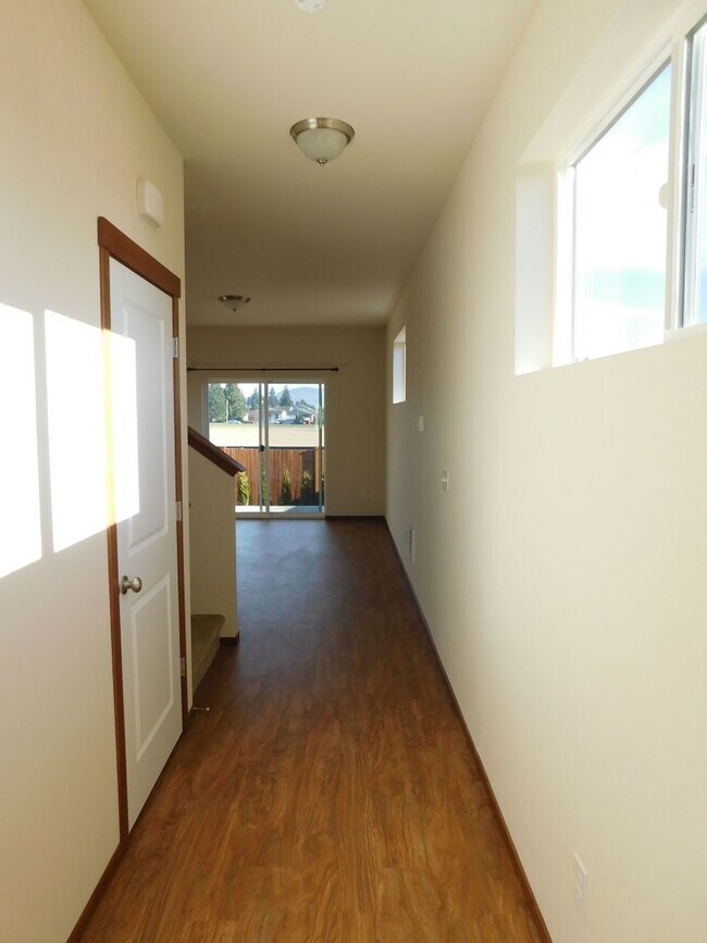 Building Photo - Gilkey 425,LLC#10