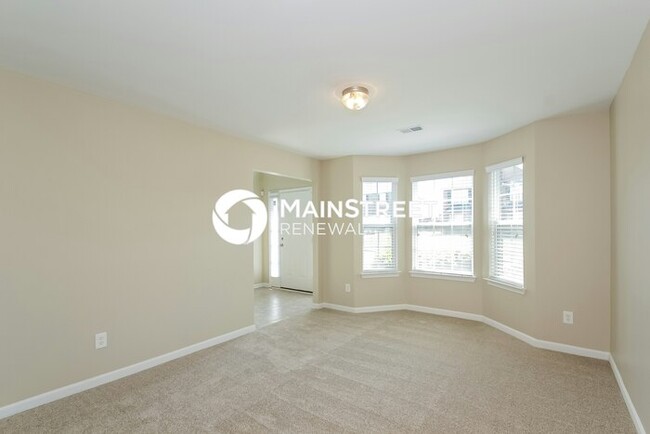 Building Photo - 5563 Martin Ct