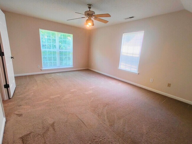 Building Photo - 4913 Lighthouse Ct