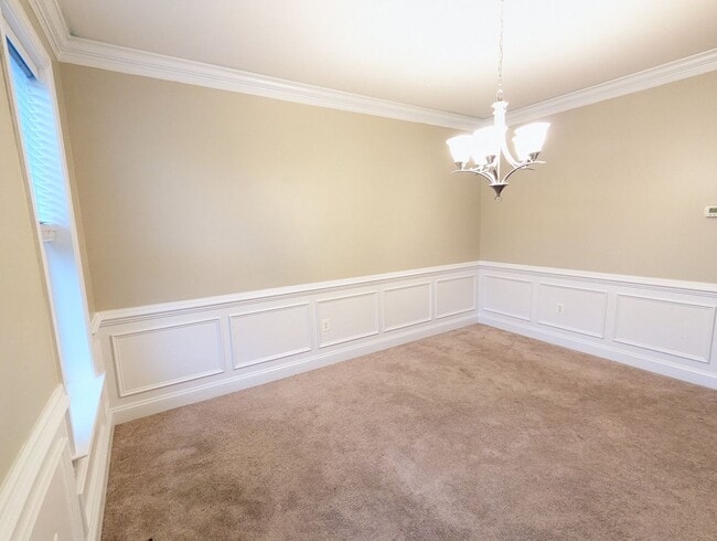 Building Photo - STUNNING Single Family Home in Brunswick C...