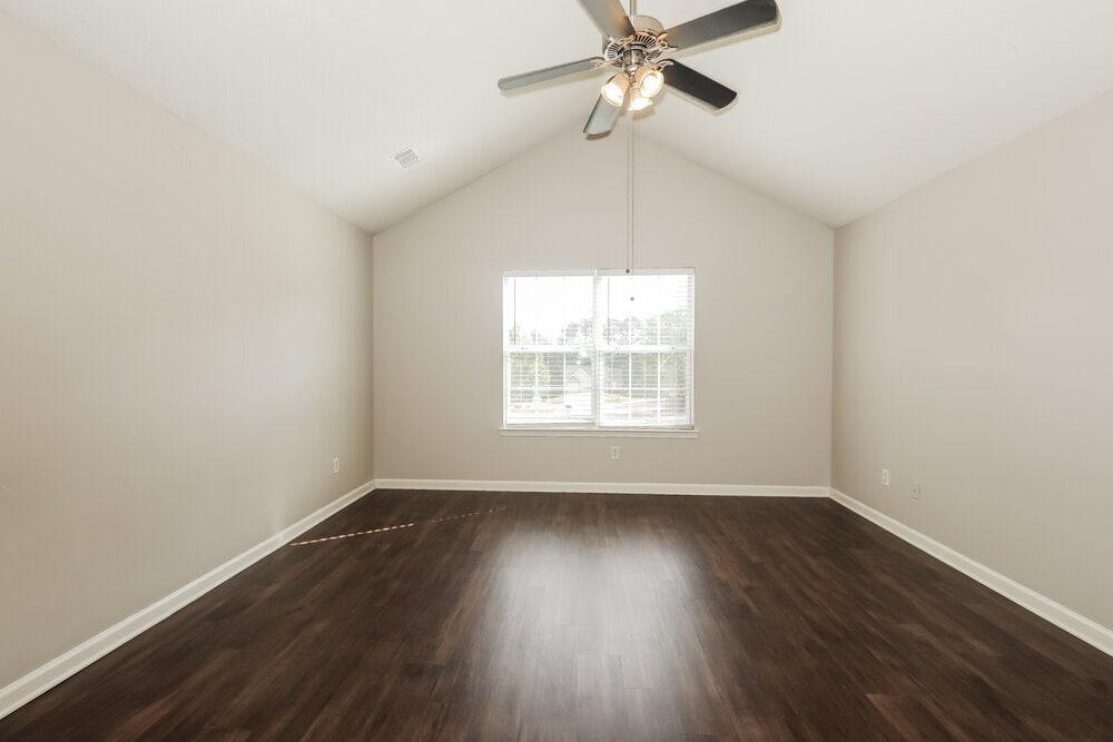 Building Photo - 504 Wyntuck Dr