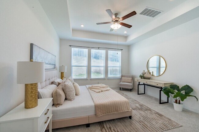 Building Photo - 1040 Villa Rialto View