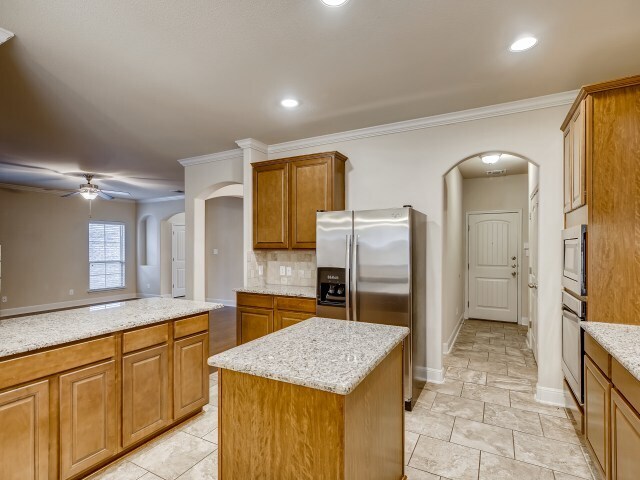 Building Photo - 12619 Quarter J