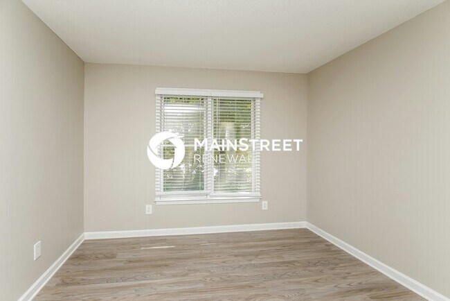 Building Photo - 3 Bedroom Pet-Friendly Home in Douglasville, GA with Main Street Renewal