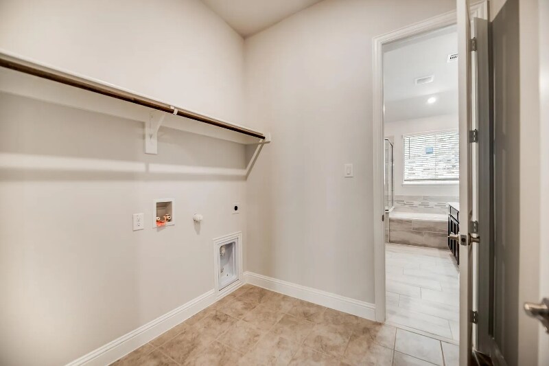 Building Photo - 2470 Canary Grass Ln