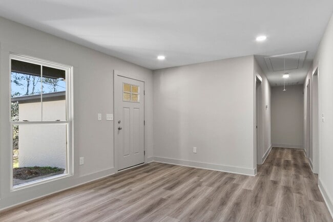 Building Photo - 4914 US-43