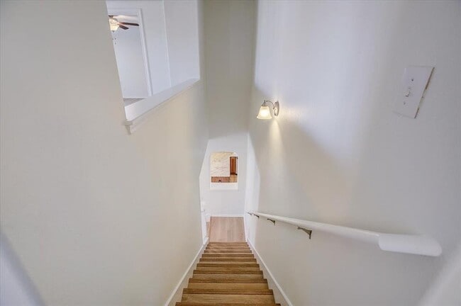 Building Photo - 6800 Sunderland Trail