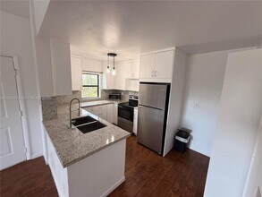 Building Photo - 3961 NW 87th Ave