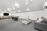 Building Photo - 303 CM Rdg Ln