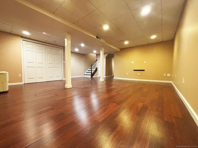 Building Photo - 43 Kent Hills Ln