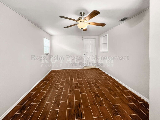 Building Photo - 3840 Edgewood Ave