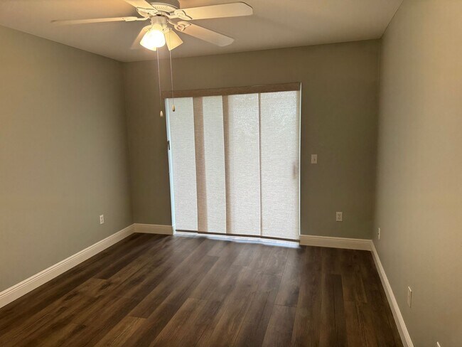 Building Photo - 509 Loma Paseo Dr