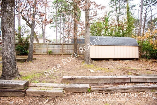 Building Photo - 2617 Peach Tree Dr