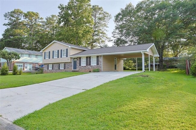 Building Photo - 130 Mimosa Dr