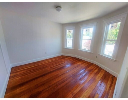 Building Photo - 11 Groveland St