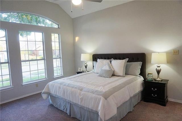 Building Photo - 9821 Carmel Valley Dr