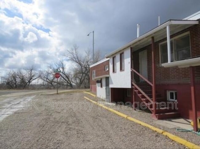 Building Photo - 2027 Smelter Ave NE