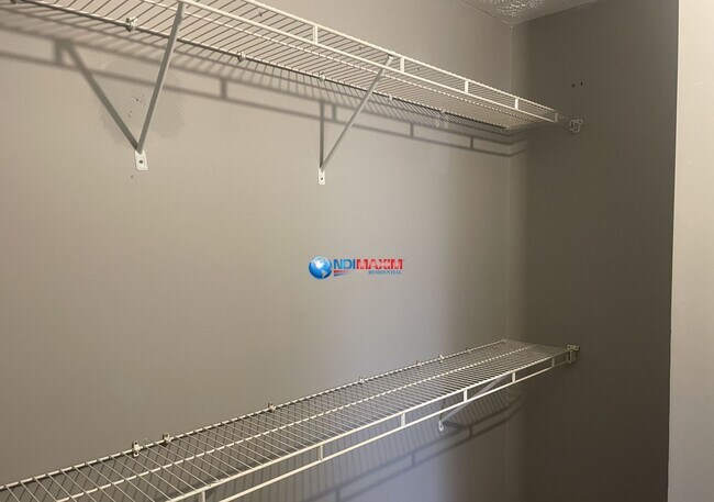 Building Photo - Spacious 4 bedrooms split-level house in Lithonia