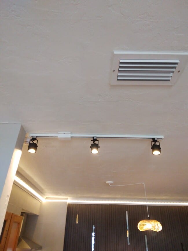 Building Photo - 260 SW 48th Ct