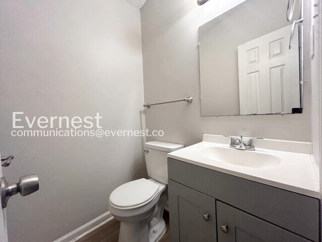 Building Photo - 1449 Ticonderoga Dr