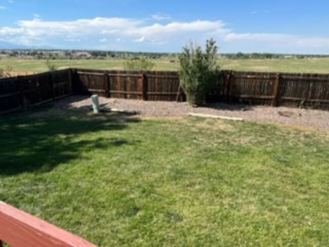 Building Photo - 3 Bedroom Home w Extra Room and 2 Car Garage in Stratford Lakes!