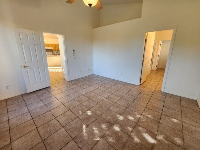 Building Photo - Charming Single-Story Pulte Home in a corner lot. 0