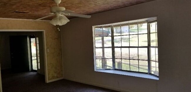 Building Photo - 116 Beechridge Lp