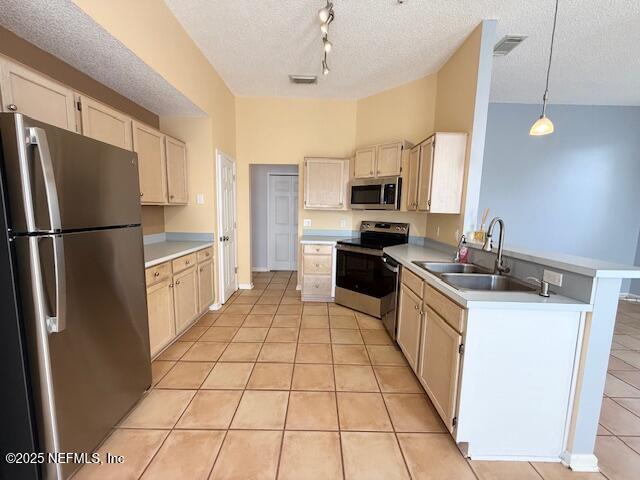 Building Photo - 12348 Casheros Cove Dr S