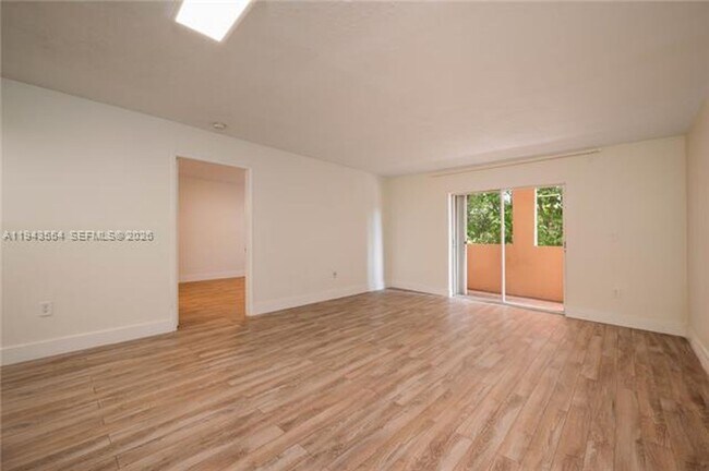 Building Photo - 1 Alhambra Cir