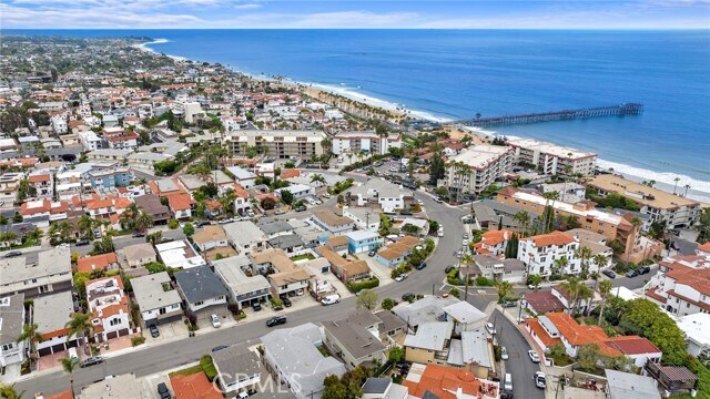 Building Photo - 322 W Avenida Palizada