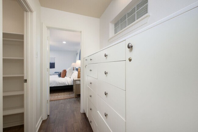 Building Photo - 107 Wickford Way